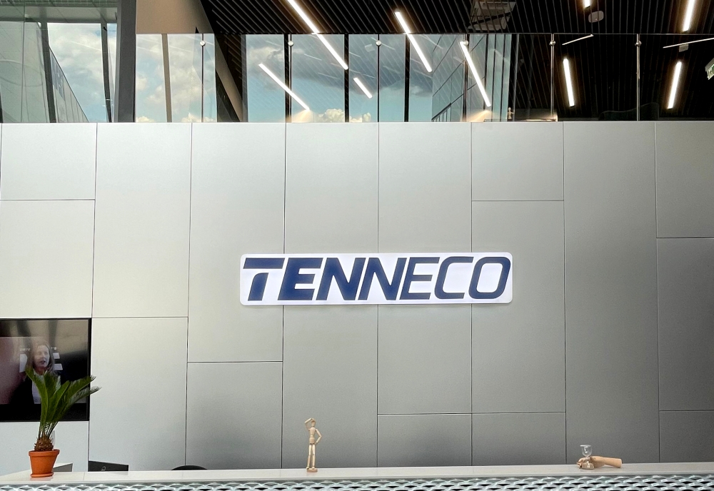 RESEARCH AND DEVELOPMENT CENTER OF THE TENNECO GROUP IN GLIWICE_2